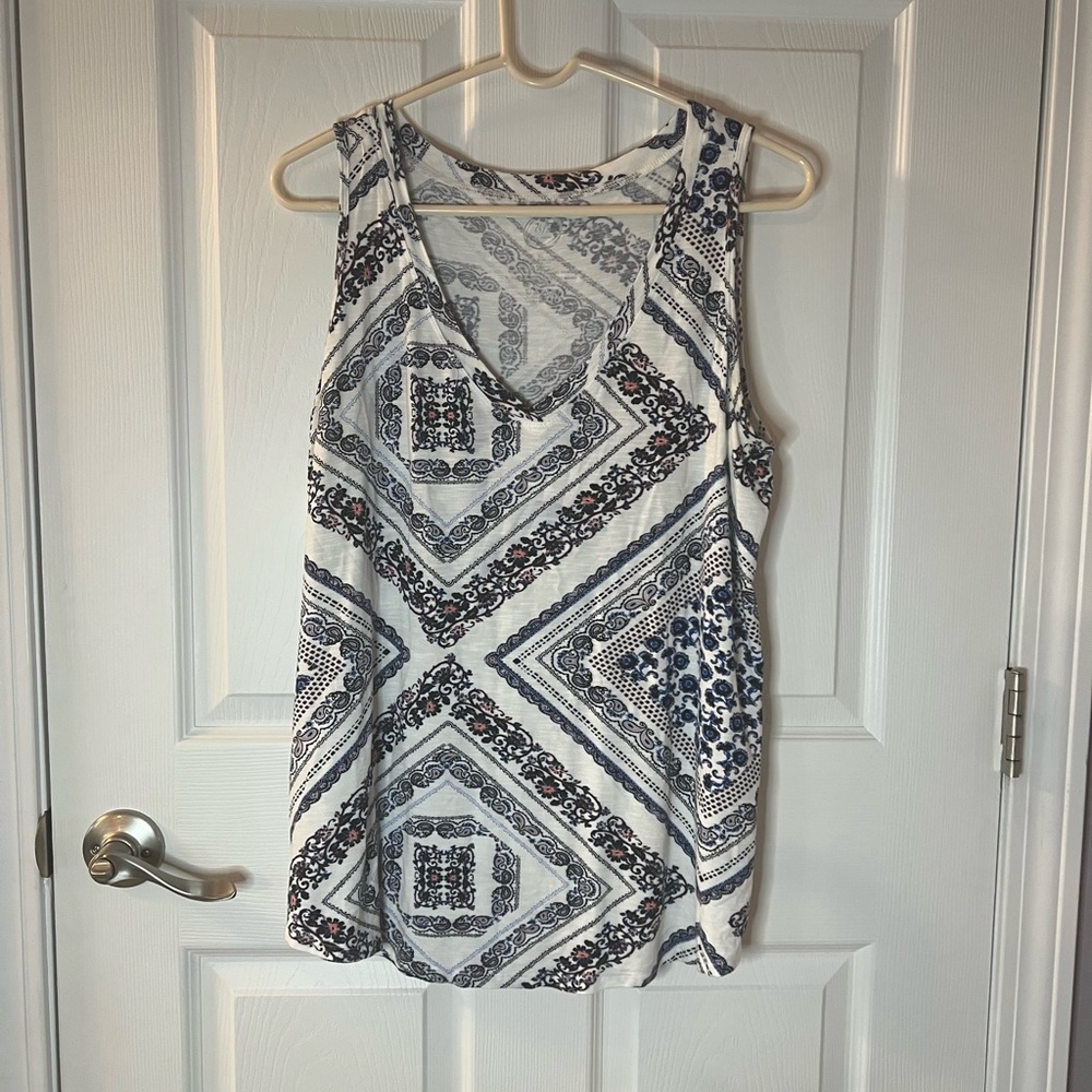 Maurice’s Women’s Floral Paisley V-neck Tank Top Size XL